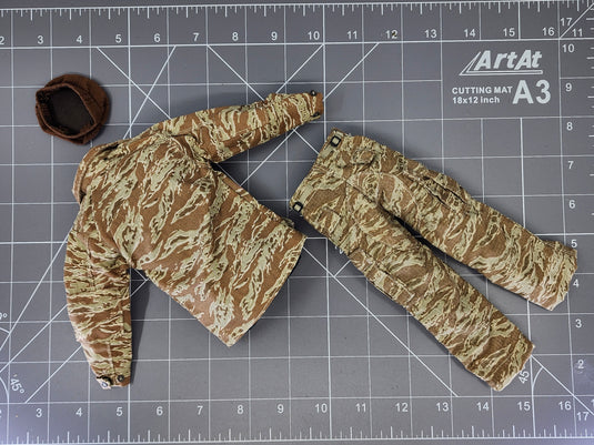 BAM 1/6 Desert Stripe Camo uniform W/ Hat (Hot Toys)