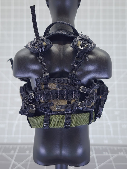 BAM 1/6 OD Green Vest W/ Ammo Pouches (ACE)