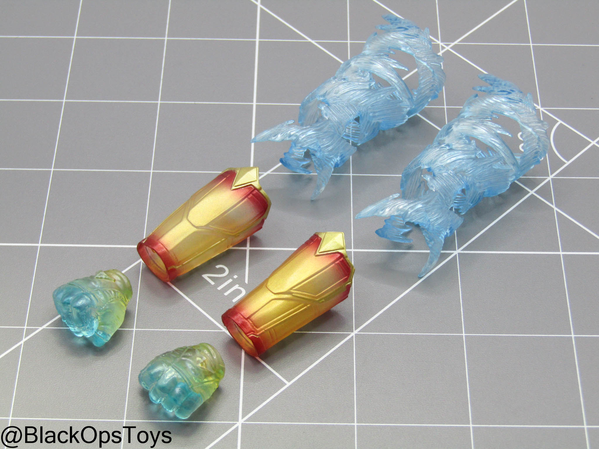 Captain Marvel - Transparent Hand Set w/Gauntlets & Photon Blast
