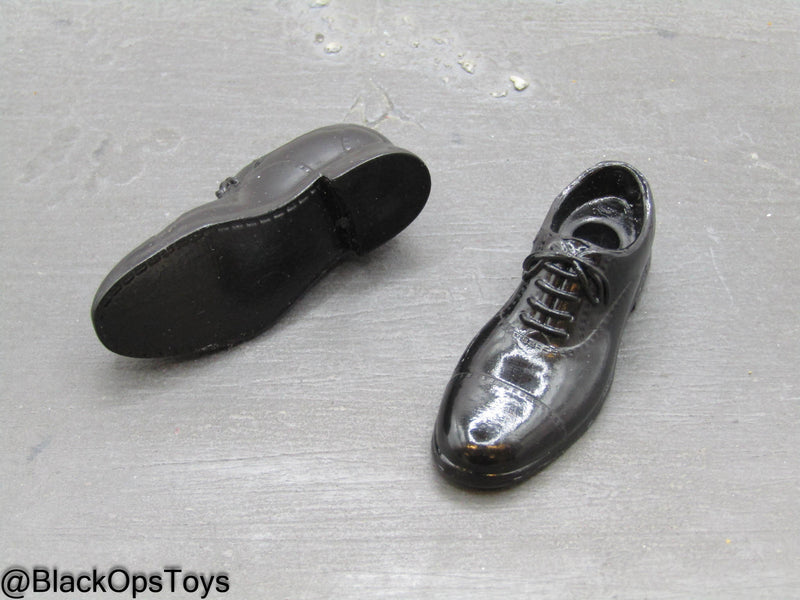 Load image into Gallery viewer, WWII - US Navy Commander - Black Dress Shoes (Peg Type)
