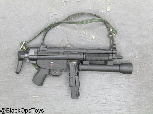 MP5 Submachine Gun w/Tactical Light & OD Green Sling