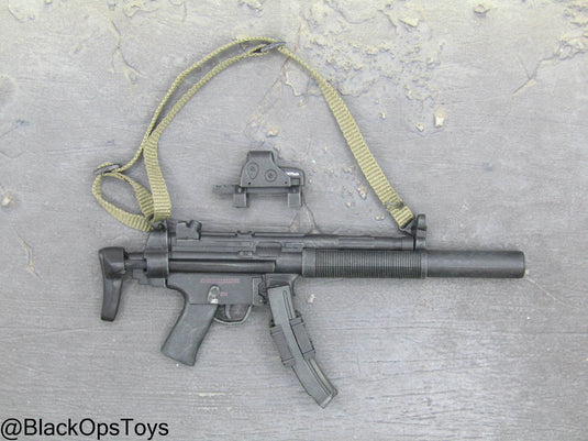 MP5 Submachine Gun w/Integrated Suppressor & Red Dot Sight