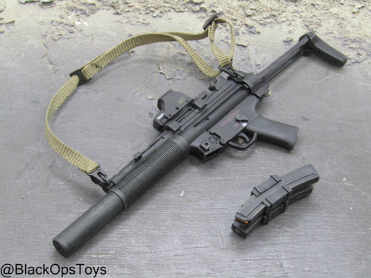 MP5 Submachine Gun w/Integrated Suppressor & Red Dot Sight