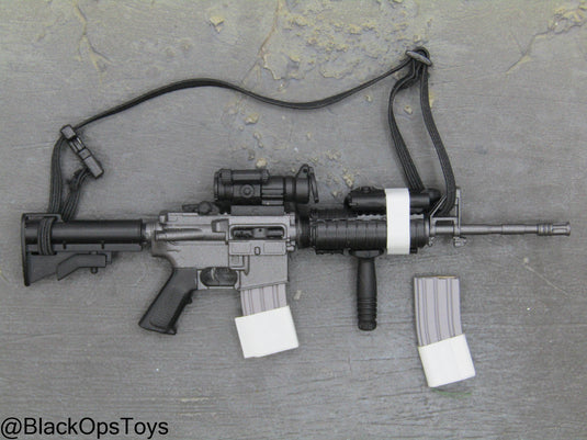 M4 Carbine w/Scope, PEQ, & Foregrip