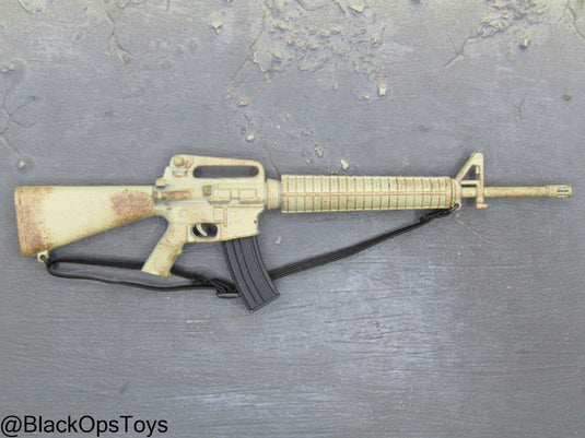 Desert Camo M16 Assault Rifle w/Sling