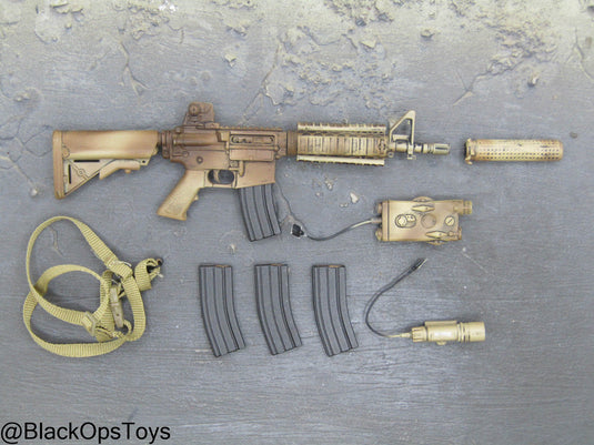 Weathered Desert Camo M4 Rifle w/Attachment Set