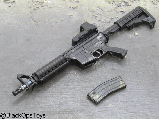 M4 Carbine w/Red Dot