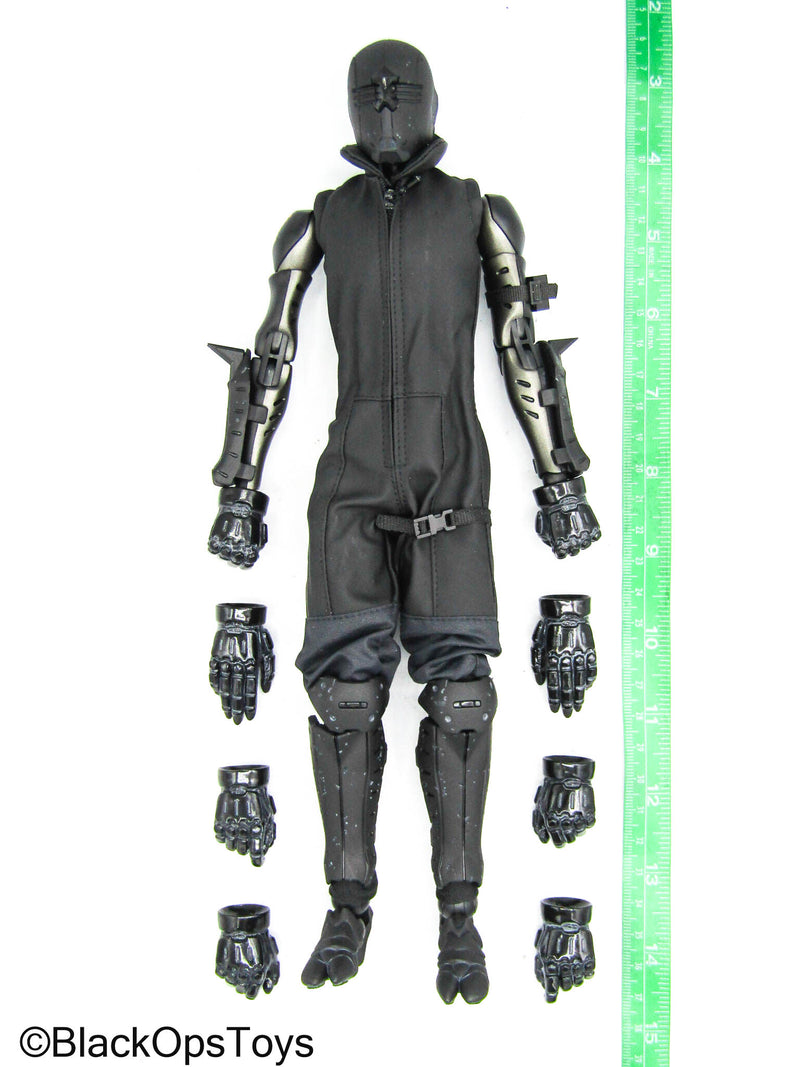 Load image into Gallery viewer, GI JOE - Snake Eyes - Male Body w/Uniform, Hands, &amp; Multi Piece Head
