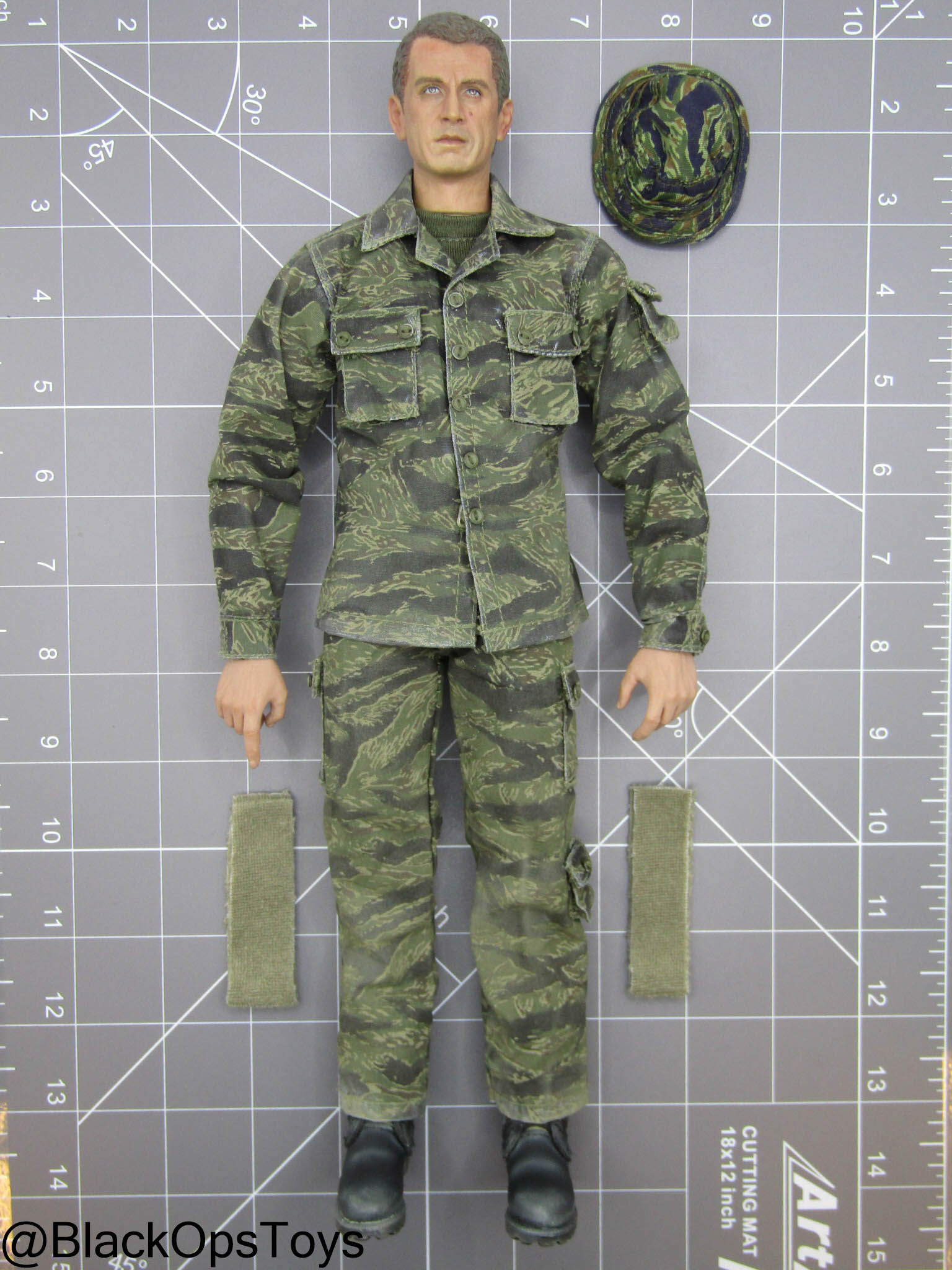 PROJECT DELTA Ｂ52 1969 BULLSEYE 1/6ベトナム Vietnam B-52 Bullseye - Male Dressed Body w/Headsculpt – BlackOpsToys