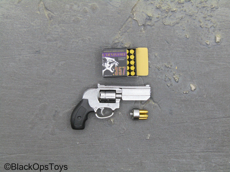 Load image into Gallery viewer, Resident Evil 2 Claire Redfield - .357 Magnum Pistol w/Ammo Box &amp; Speed Loader
