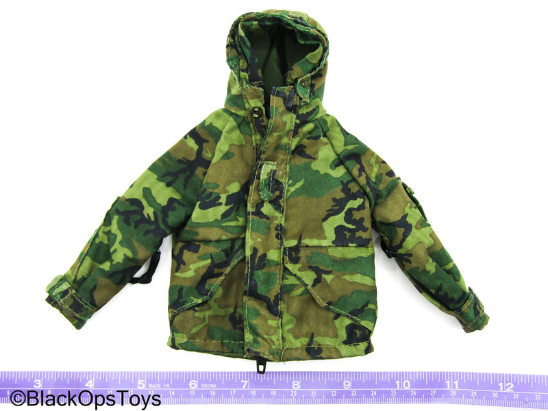 Load image into Gallery viewer, Woodland Camo Cold Weather Jacket
