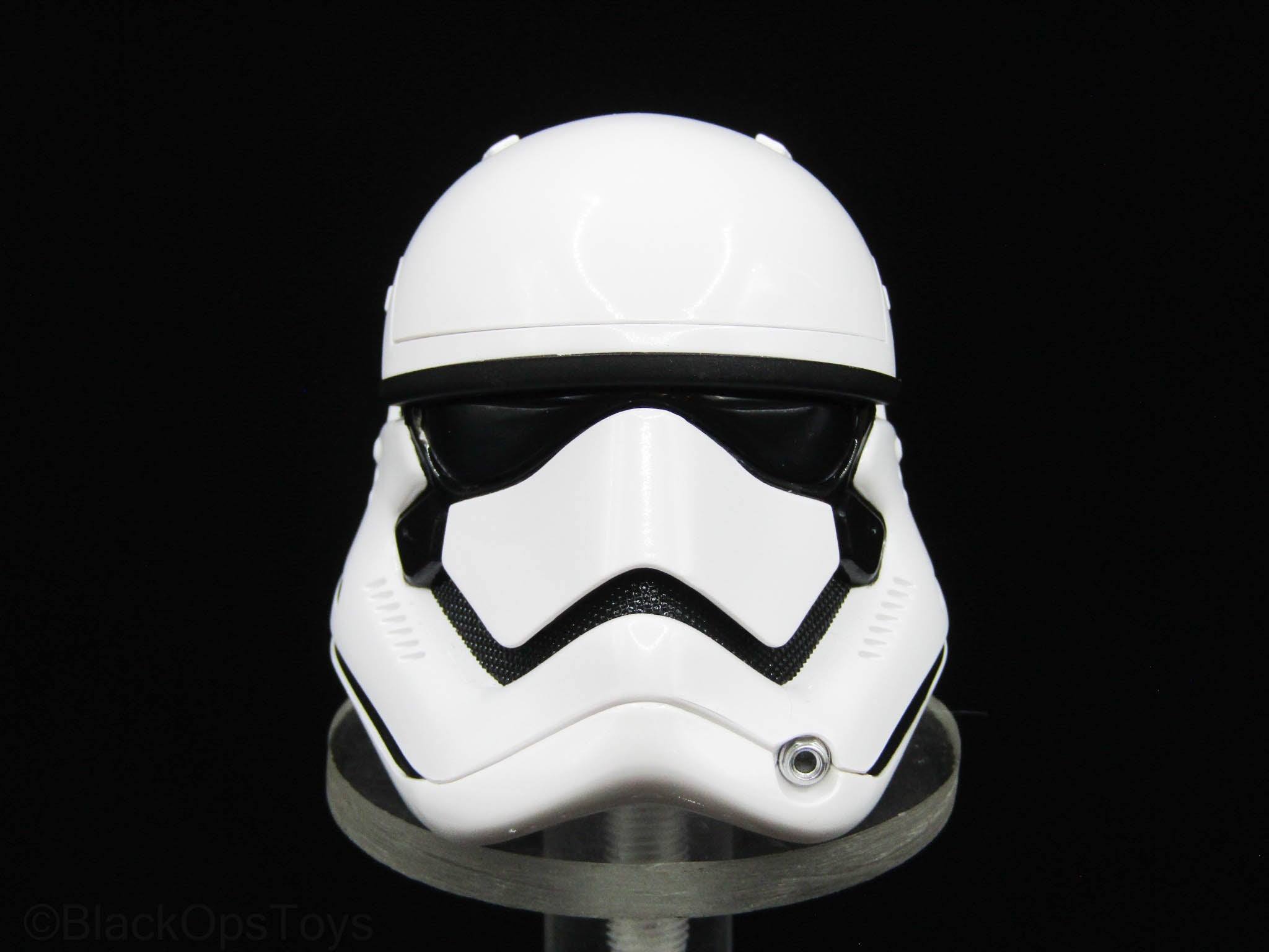 White stormtrooper hot sale helmet