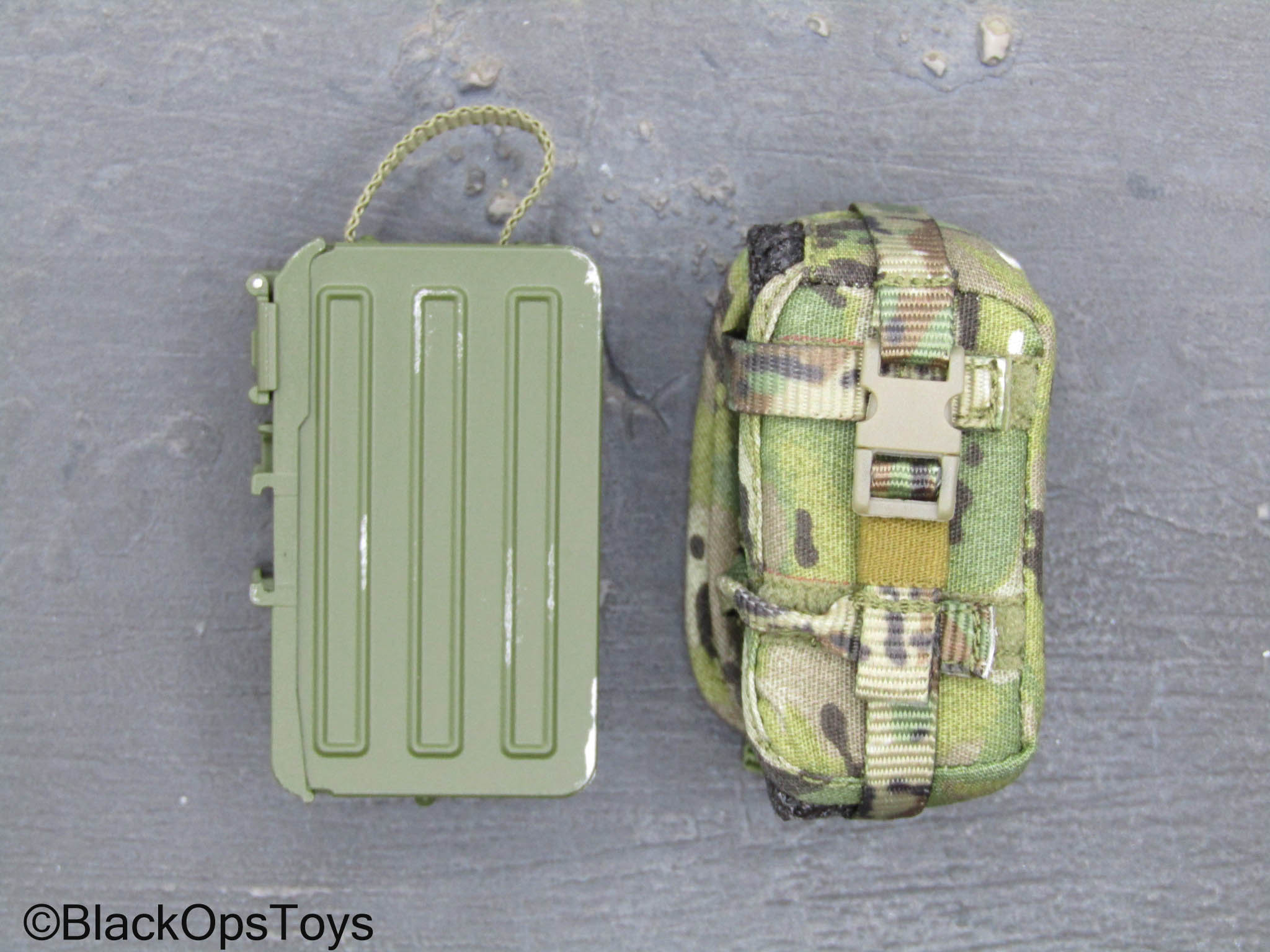 ロシア軍 SSO製　battle Warbelt 実物 Amazon.co.jp: ロシア軍Smersh PKM by SSO / sposn : ホビー
