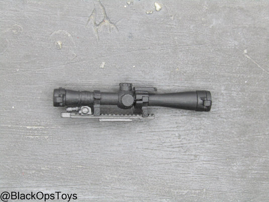 Black Rifle Scope w/Lens Covers