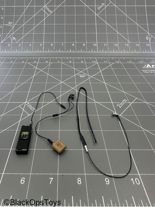 SMU - Coalition Forces - Radio w/Ear Buds & Whip Antenna
