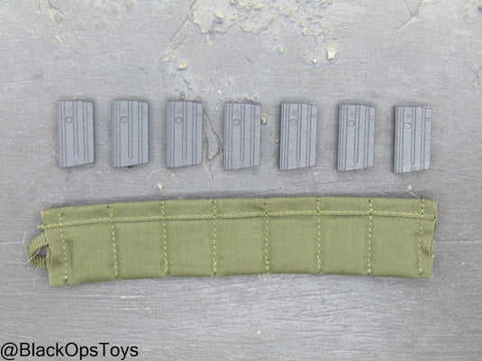 Vietnam War - USMC In Hue - OD Green Bandoleer w/Magazines (x7)
