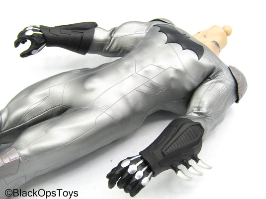 Batman N52 Dark Knight - Male Body w/Bodysuit, Boots & Gauntlets