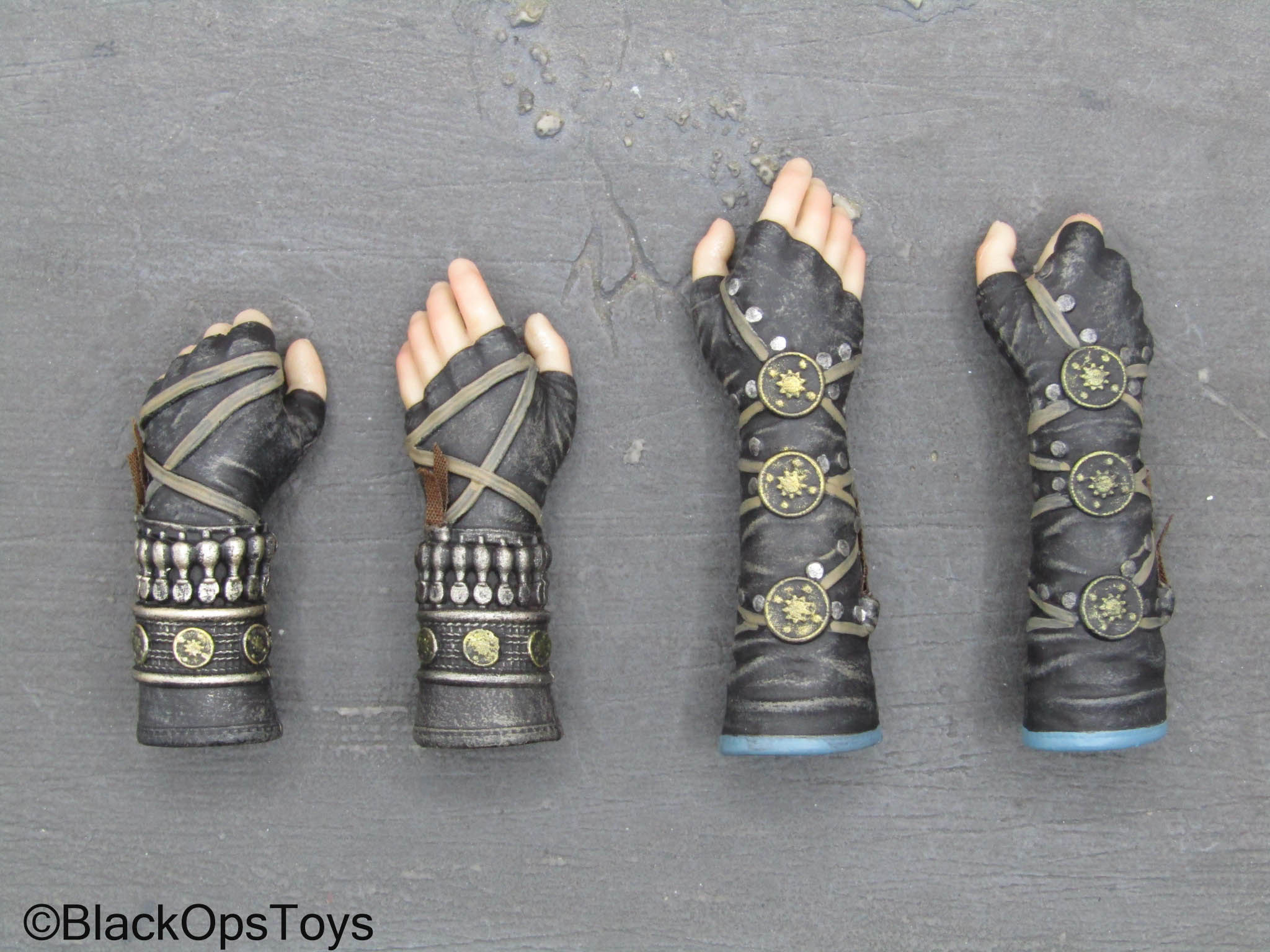 The Witcher - Ciri - Female Gloved Hand Set – BlackOpsToys