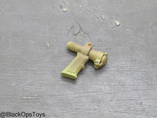 Torch Style Foregrip w/Light Type 4