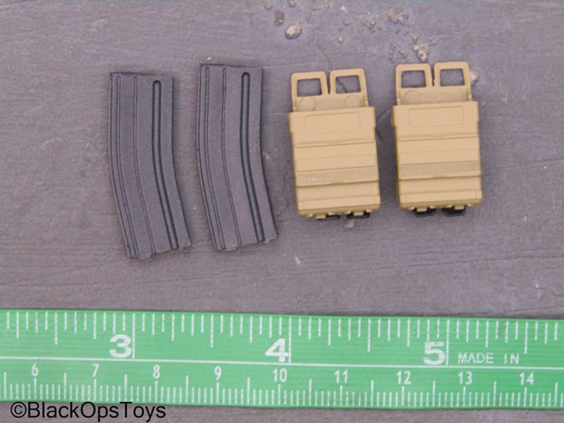 Load image into Gallery viewer, Special Forces - 5.56 Magazines w/Tan Fast Holsters
