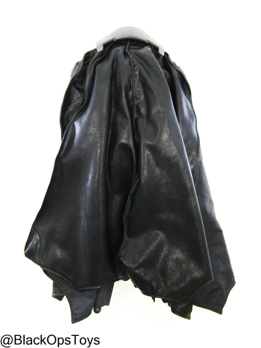 Batman Arkham Origins - Large Male Base Body w/Body Suit & Cape