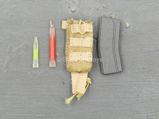 USAF CCT - Tan MOLLE AR Mag Pouch w/30 Round 5.56 Magazine