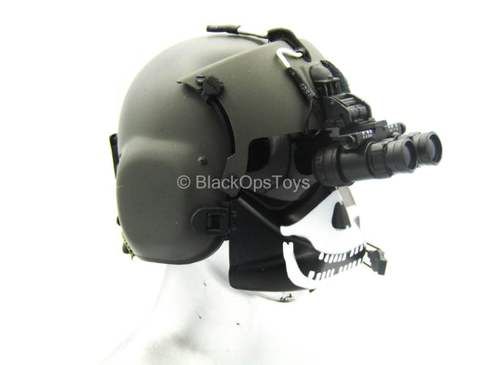 US Army Pilot - HGU-56/P Helmet w/Skull Maxillofacial Shield
