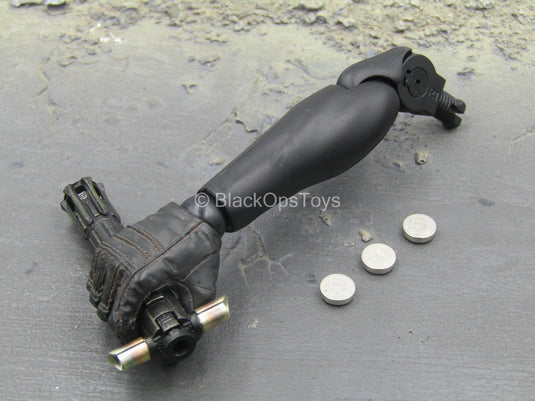Star Wars - Kylo Ren - LED Light-Up Right Arm w/Kylo Hilt