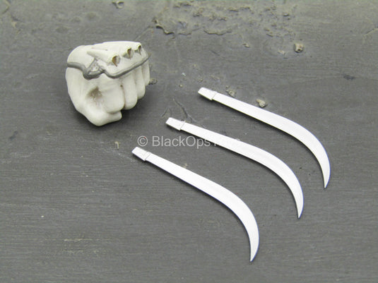 GI Joe Storm Shadow Camo Ver - White Glove w/Blades