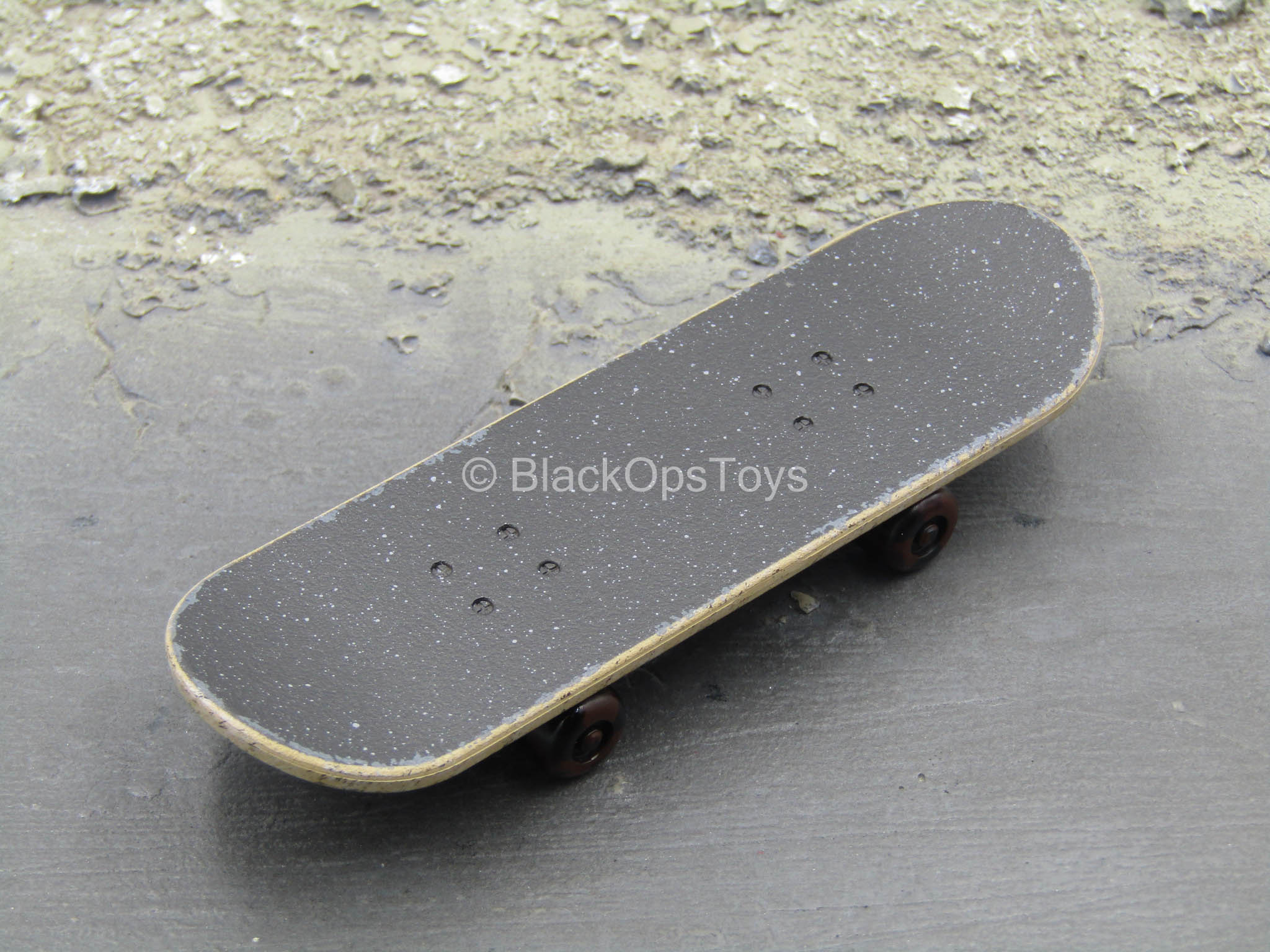 It Chapter 2 Pennywise - Skateboard – BlackOpsToys