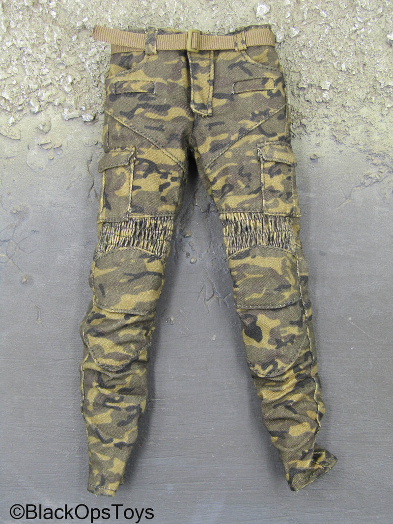 Load image into Gallery viewer, Black Panther - Killmonger - Camo Combat Pants w/Belt
