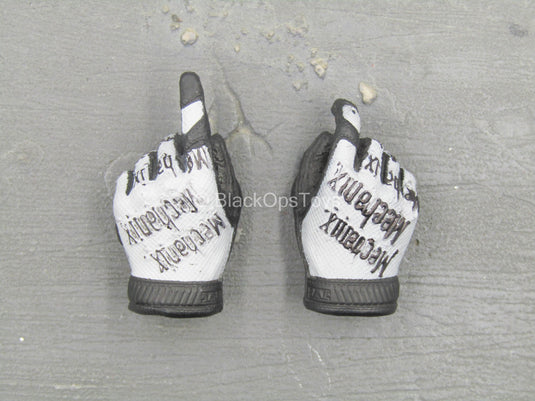 SMU Frozen Night Assault - Black & Grey Right Trigger Gloved Hands
