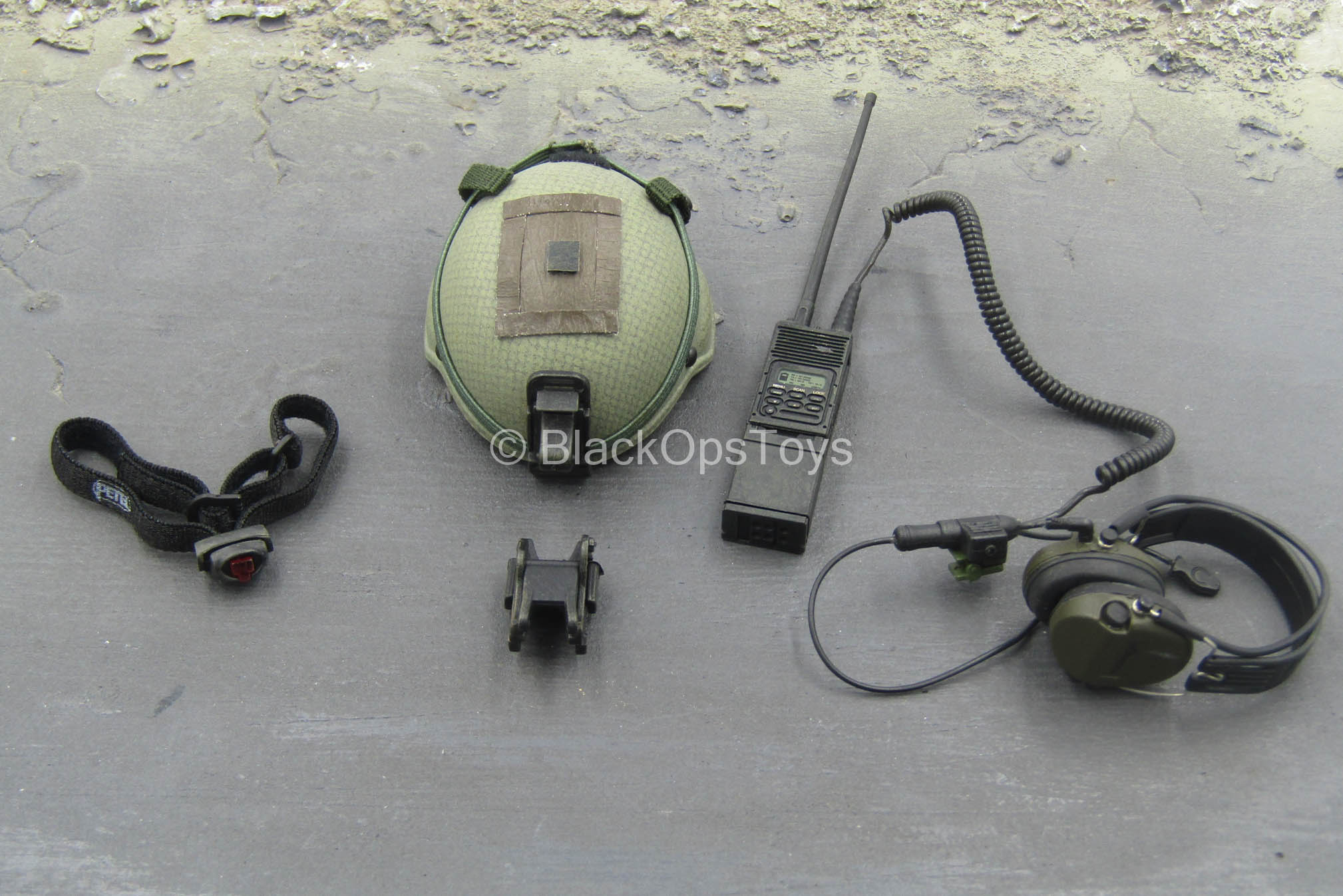 US Rangers Snakeskin Camo Helmet w/Radio Set BlackOpsToys