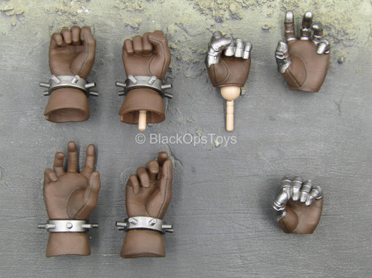 Cloud Strife - Armored Gloved Hand Set