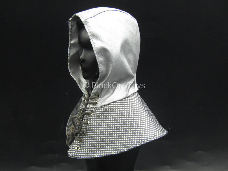 Load image into Gallery viewer, Andromeda - Rev Bem - Silver Colored Hood
