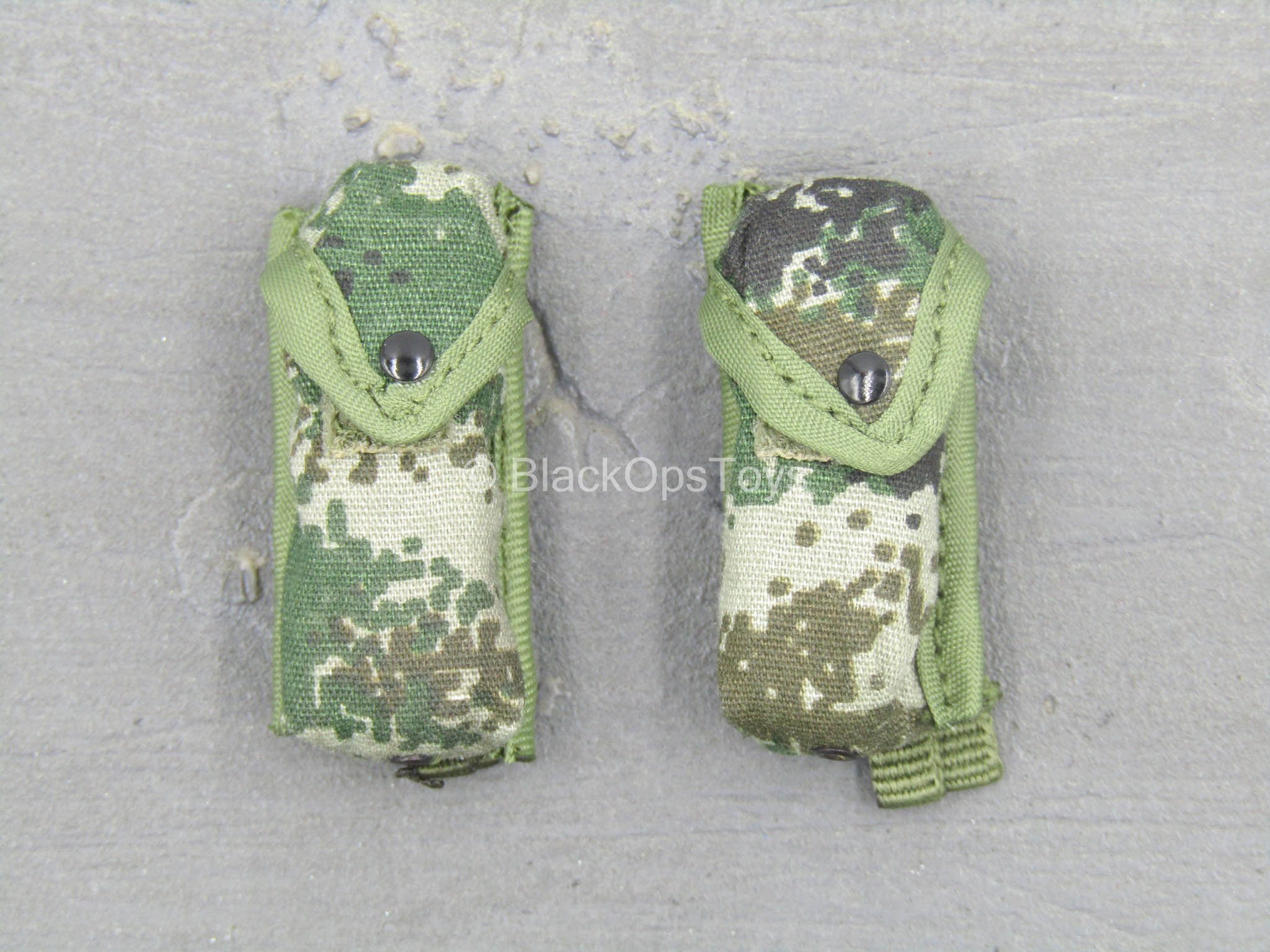 Chinese Special Forces - Type 07 Camo 5.56 Magazine Pouch (x2