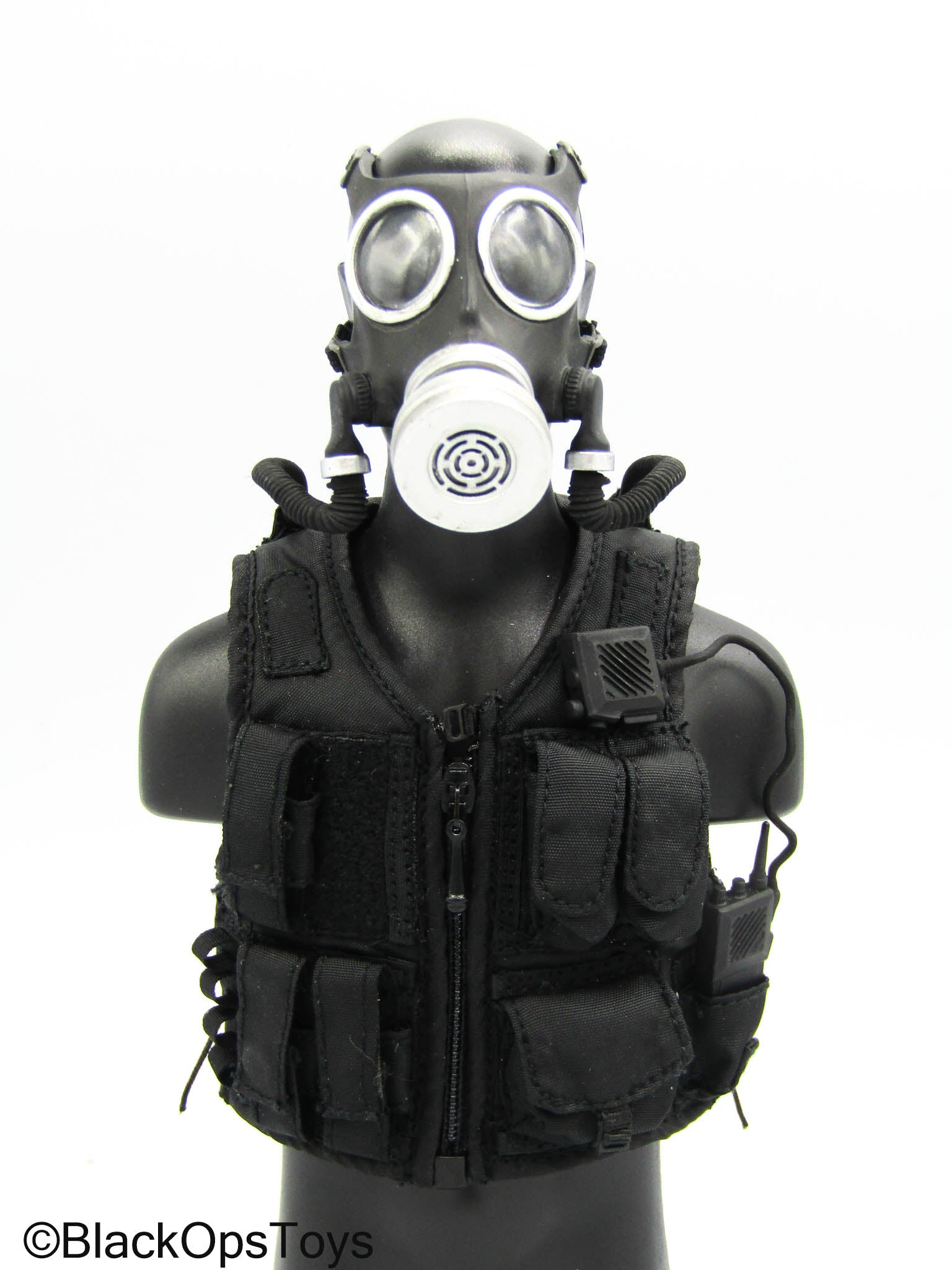 Rainbow Six Siege - Smoke - Black Combat Vest w/Gas Mask & Magnetic Po BlackOpsToys