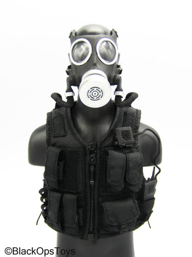 Rainbow Six Siege - Smoke - Black Combat Vest w/Gas Mask & Magnetic Pouches
