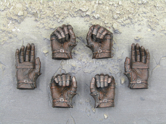 Royal Defender Golden - Female Gloved Hand Set
