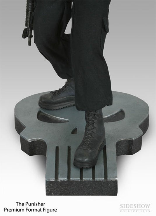 1/4 - Punisher Statue - Tim Bradstreet Version - MINT IN BOX