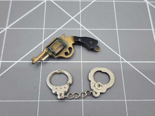 Load image into Gallery viewer, BAM 1/6 Revolver &amp; Handcuffs (Metal)
