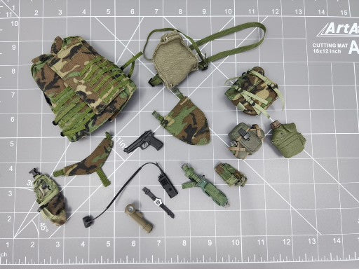 Bam 1/6 Woodlands Camo Molle Vest Set