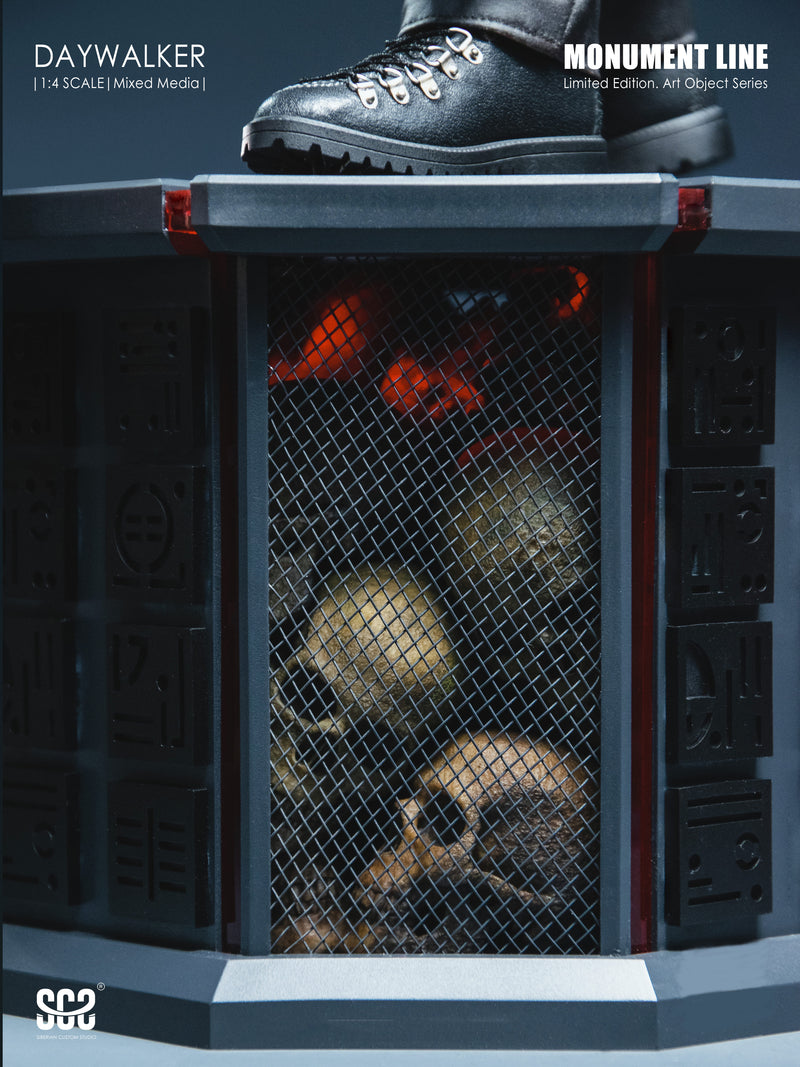 Load image into Gallery viewer, PREORDER DEPOSIT 1/4 Scale Daywalker Limited Edition - MINT IN BOX
