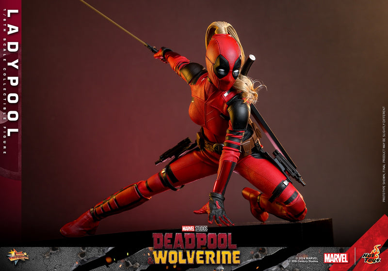 Load image into Gallery viewer, Deadpool &amp; Wolverine - Deadpool &amp; Ladypool - MINT IN BOX
