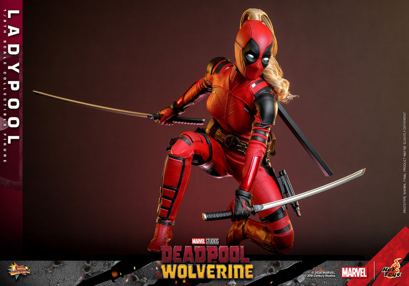 Load image into Gallery viewer, Deadpool &amp; Wolverine - Deadpool &amp; Ladypool - MINT IN BOX
