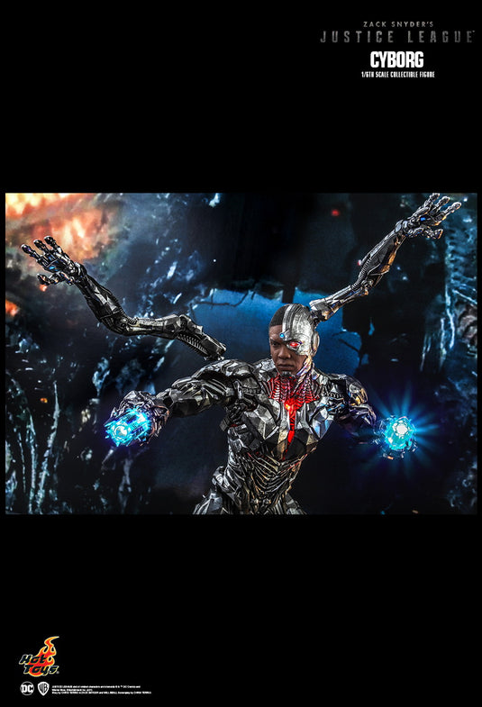Justice League - Cyborg - MINT IN OPEN BOX