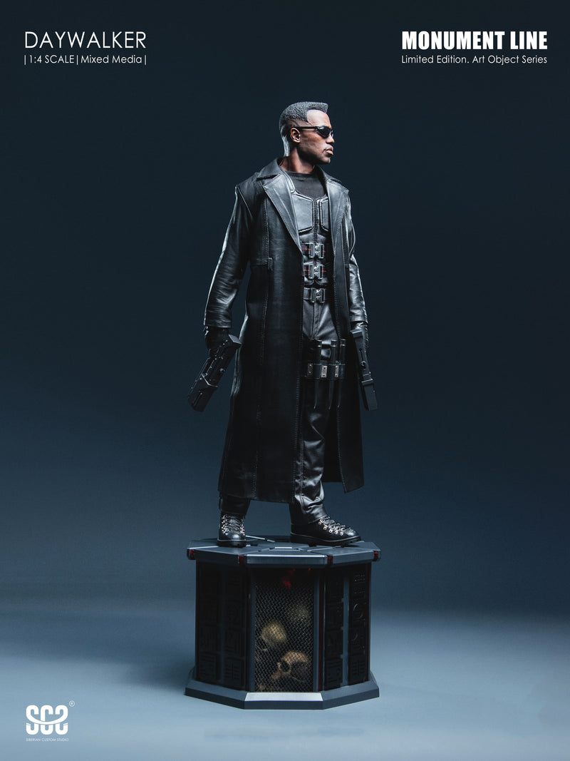 Load image into Gallery viewer, PREORDER DEPOSIT 1/4 Scale Daywalker Limited Edition - MINT IN BOX
