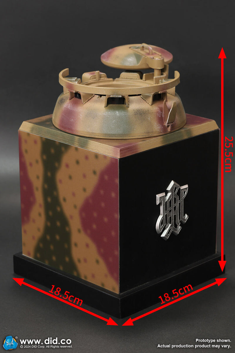 Load image into Gallery viewer, WWII - German Panzer Cmdr Max w/Hatch - MINT IN BOX (READ DESC)
