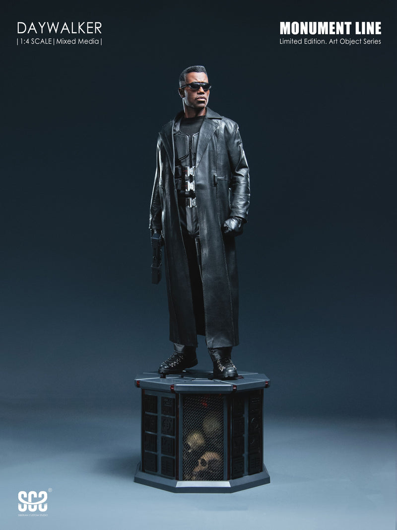 Load image into Gallery viewer, PREORDER DEPOSIT 1/4 Scale Daywalker Limited Edition - MINT IN BOX
