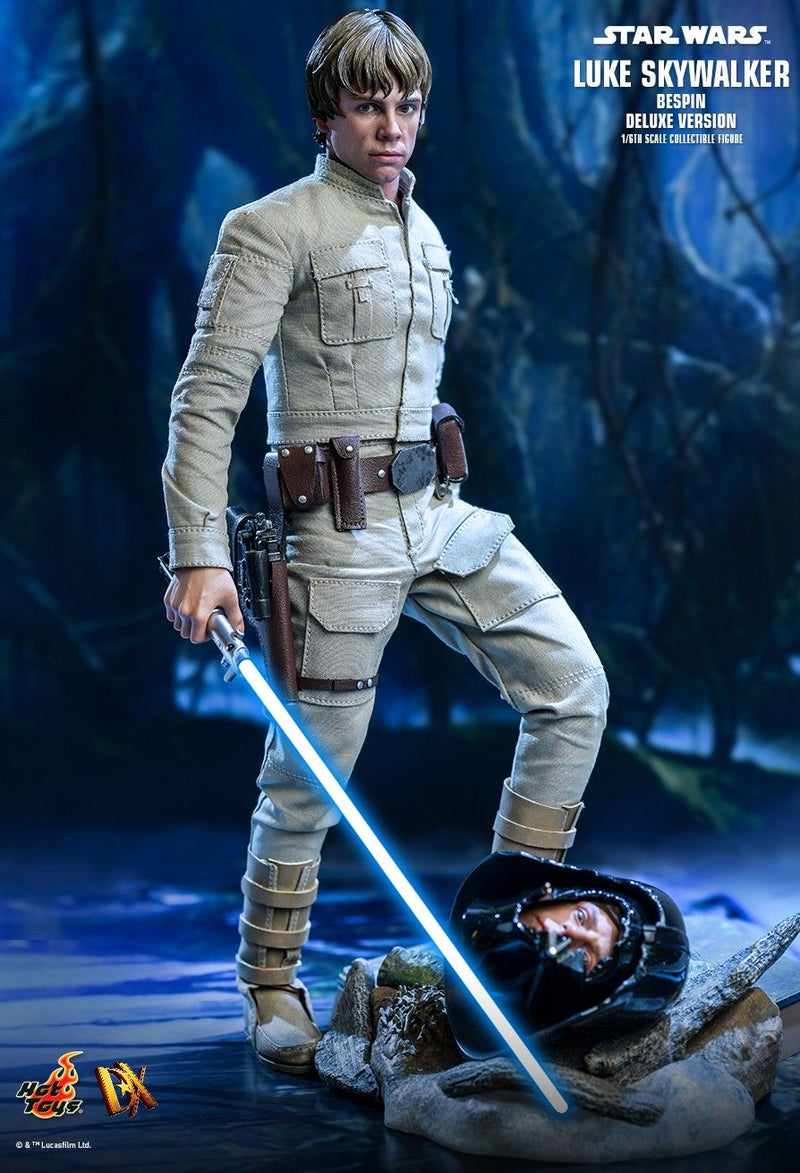 Load image into Gallery viewer, Star Wars: Episode V - Luke Skywalker Bespin - Deluxe - MINT IN BOX
